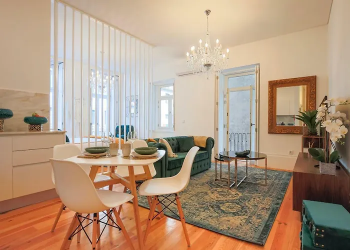 Esmeralda By Cozy Apartman *